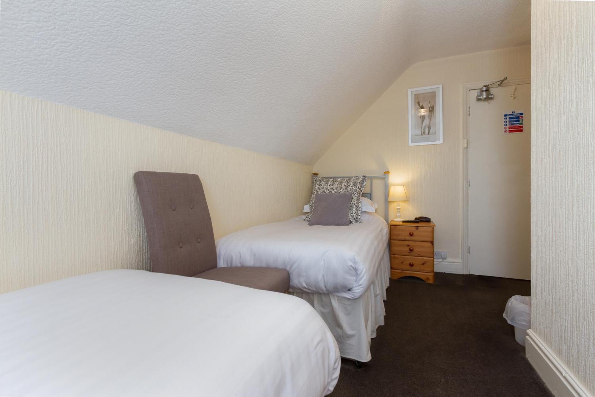 The Beechcliffe Hotel - Over 35'S Only Blackpool Habitación foto